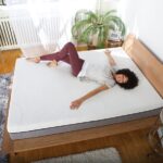 Nệm cho thanh thiếu niên cần có tác dụng nâng đỡ cột sống, không gấy cong võng